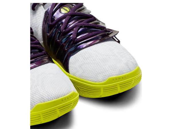 NIKE KYRIE 5 EP “Mamba Mentality”」5月4日（土）発売