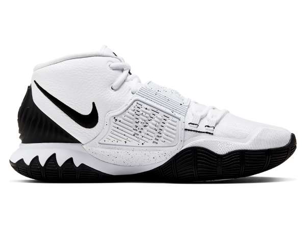 フリーク1黒白 部活生にオススメ！ホワイトベースの『ZOOM FREAK 1』『KYRIE 6