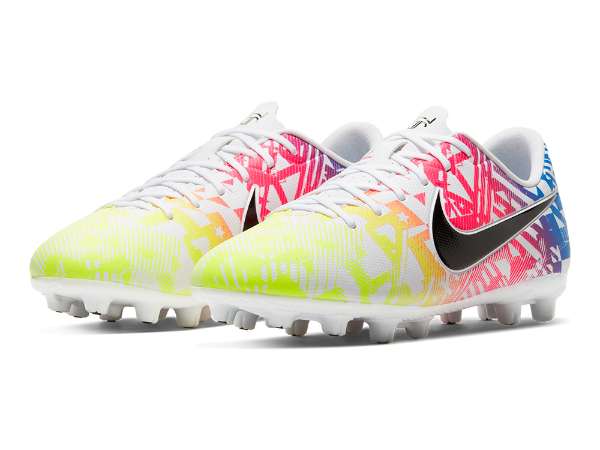 MERCURIAL VAPOR13 ネイマール限定着用モデル発売中 MERCURIAL VAPOR13 ネイマール限定着用モデル発売中