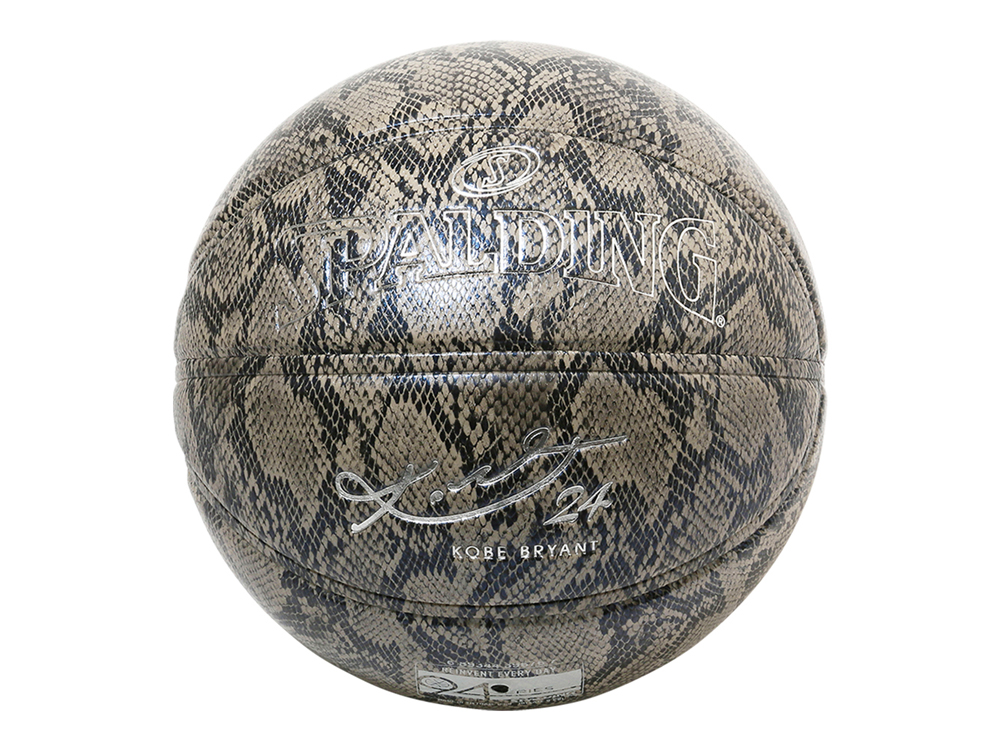 『2020 KOBE BRYANT SILVER SNAKE BALL』4月17日（金）世界同時発売！