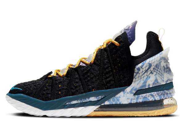 レブロン最新のシグネチャーモデル『NIKE LEBRON 18』10月1日