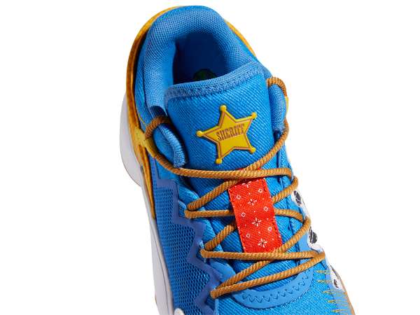 adidas×トイ・ストーリー コラボバスケットシューズが登場 adidas×トイ・ストーリー コラボバスケットシューズが登場
