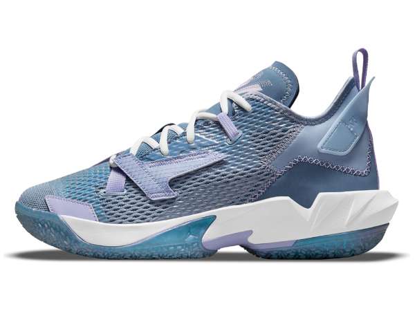 NIKE BASKETBALL より、ウエスト・ブルック＆カイリー