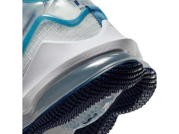 レブロン・ジェームズ 19作目シグネチャーシューズ『NIKE LEBRON