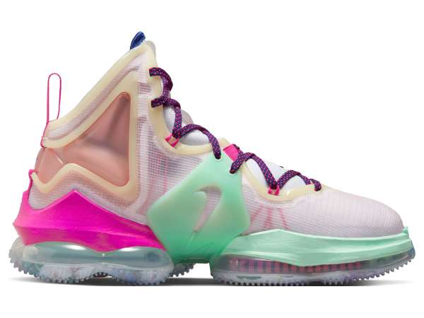 nike lebron 19 valentine's day 27 レブロン19