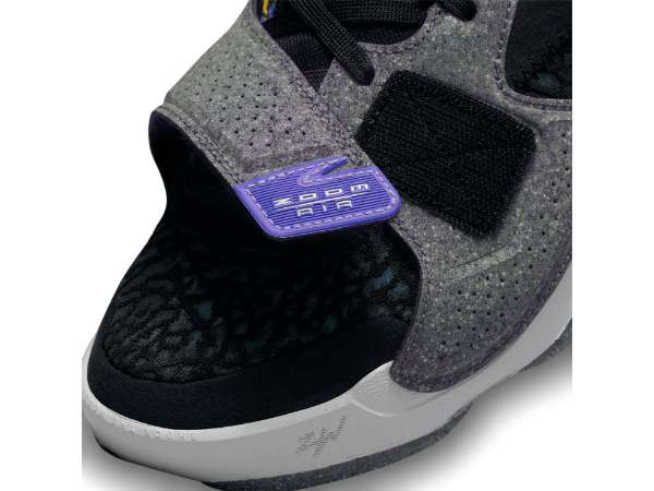 ザイオンの2ndシグネチャーモデル『JORDAN ZION 2 PF ザイオンの2ndシグネチャーモデル『JORDAN ZION 2 PF