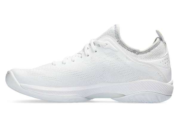 【730】✨美品✨asics GLIDE NOVA FF 3バッシュ かろやかにあざむく「asics GLIDE NOVA FF 3」先行発売！ご予約