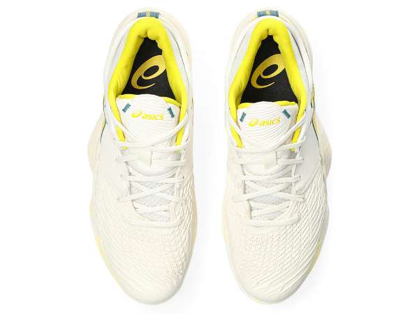 asicsより、河村勇輝選手着用『UNPRE ARS LOW』＆篠山竜青選手