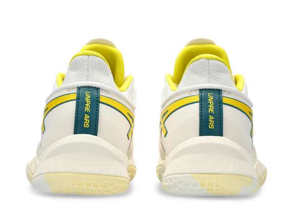 asicsより、河村勇輝選手着用『UNPRE ARS LOW』＆篠山竜青選手