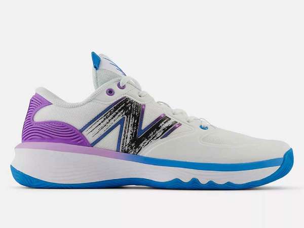 Cut in half: New Balance Hesi Low Review (2024) | RunRepeat