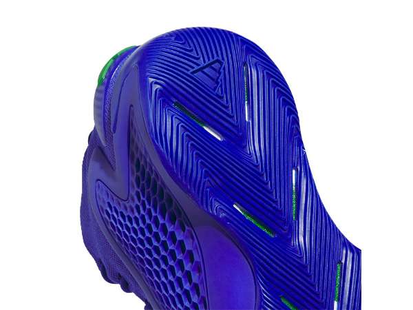 アンソニー・エドワーズ 1stシグネチャーシューズ『adidas A.E.