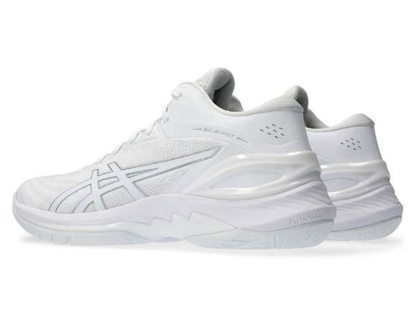 高速化するバスケットボールに対応『ASICS GELBURST 28』発売