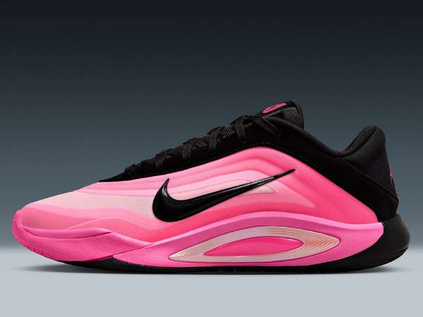 Nike Pro Combat Basketball In Basketball Protective Gear for