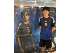 アディダス サッカー日本代表2024ユニフォーム大好評販売中！