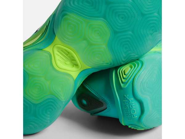 ニューバランス　Fresh Foam BB V2 32cm BBFRSHH22E_HH2_0?w=600&q=60