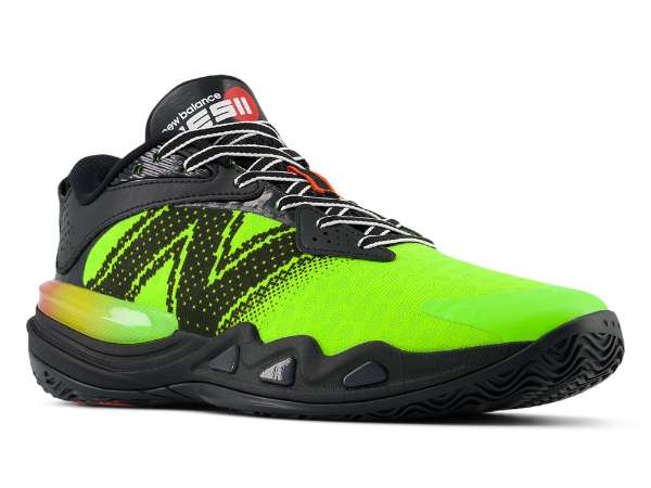 New Balanceより『Fresh Foam BB v2』『HESI LOW v2』の2型が8月
