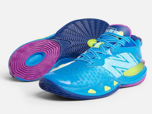 俊敏な動きを求めるプレーヤーに『NEW BALANCE HESI LOW v2』9月