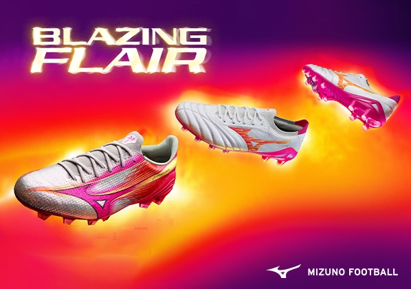 3/6（金）発売！MIZUNOFOOTBALL『BLAZING FLAIR PACK』新登場。