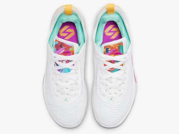 ルカ・ドンチッチの1stシグネチャーモデル『JORDAN LUKA 1 PF